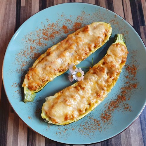 Gefüllte Zucchini mit Kichererbsen