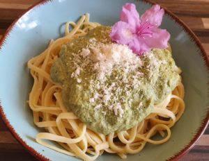 Spaghetti Bavette mit Zucchini Pesto (vegetarisch)