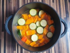 Kürbis-Zucchini-Suppe (vegetarisch)