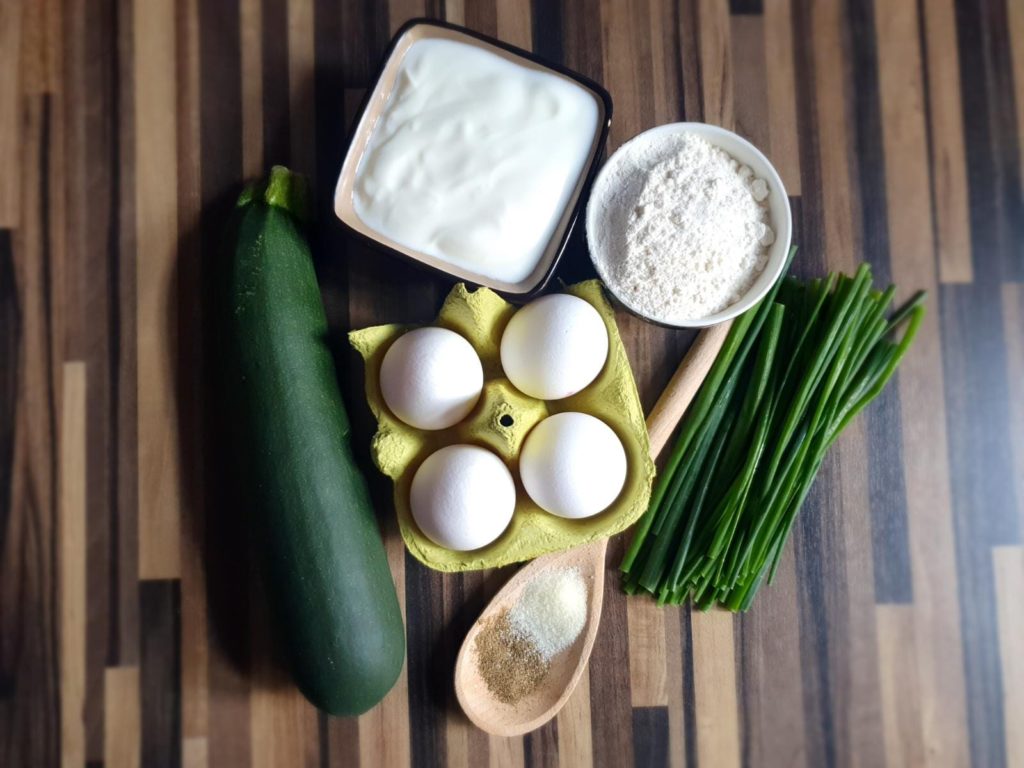 Panierte Zucchini aus Joghurt und Ei (vegetarisch)