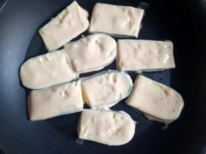 Panierte Zucchini aus Joghurt und Ei (vegetarisch)