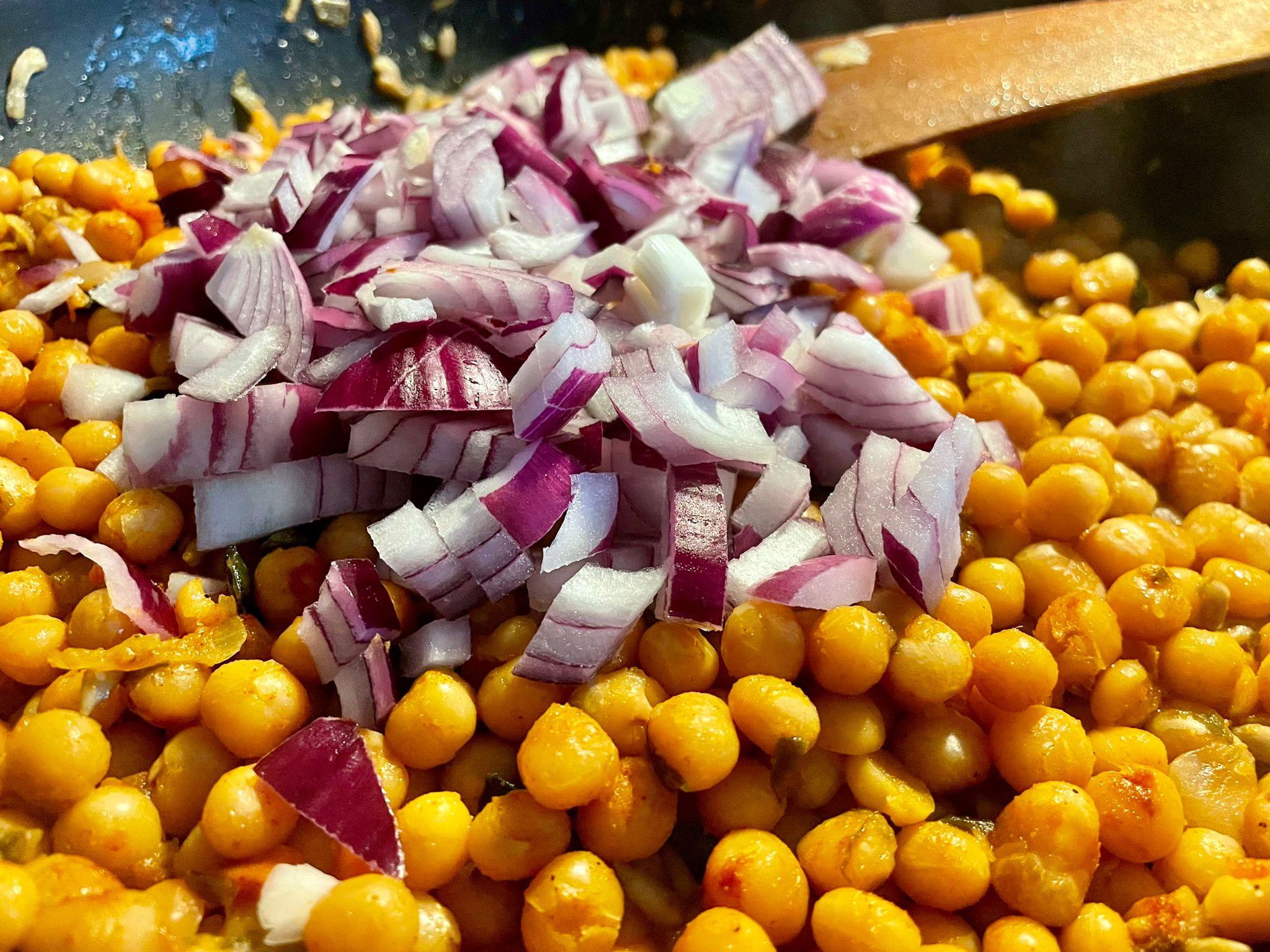 Kichererbsen-Zucchini-Pfanne (vegan) - zucchiniwelt.de